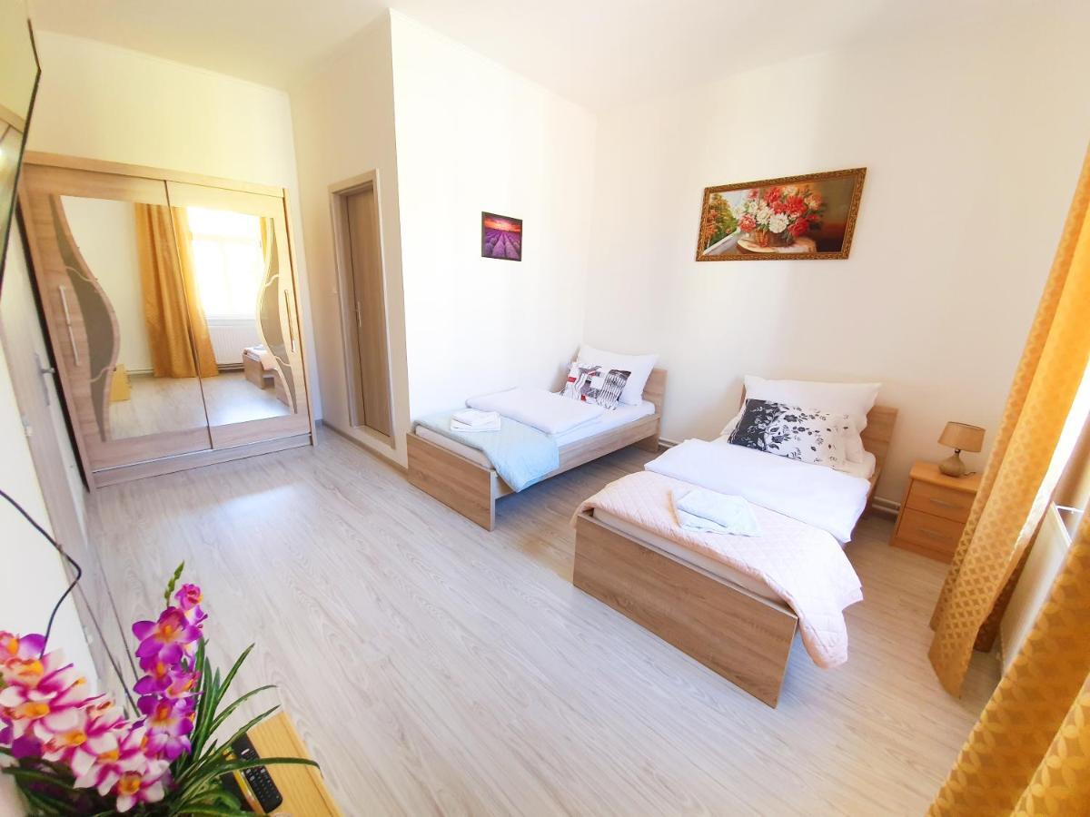 Kk Apartments براغ المظهر الخارجي الصورة