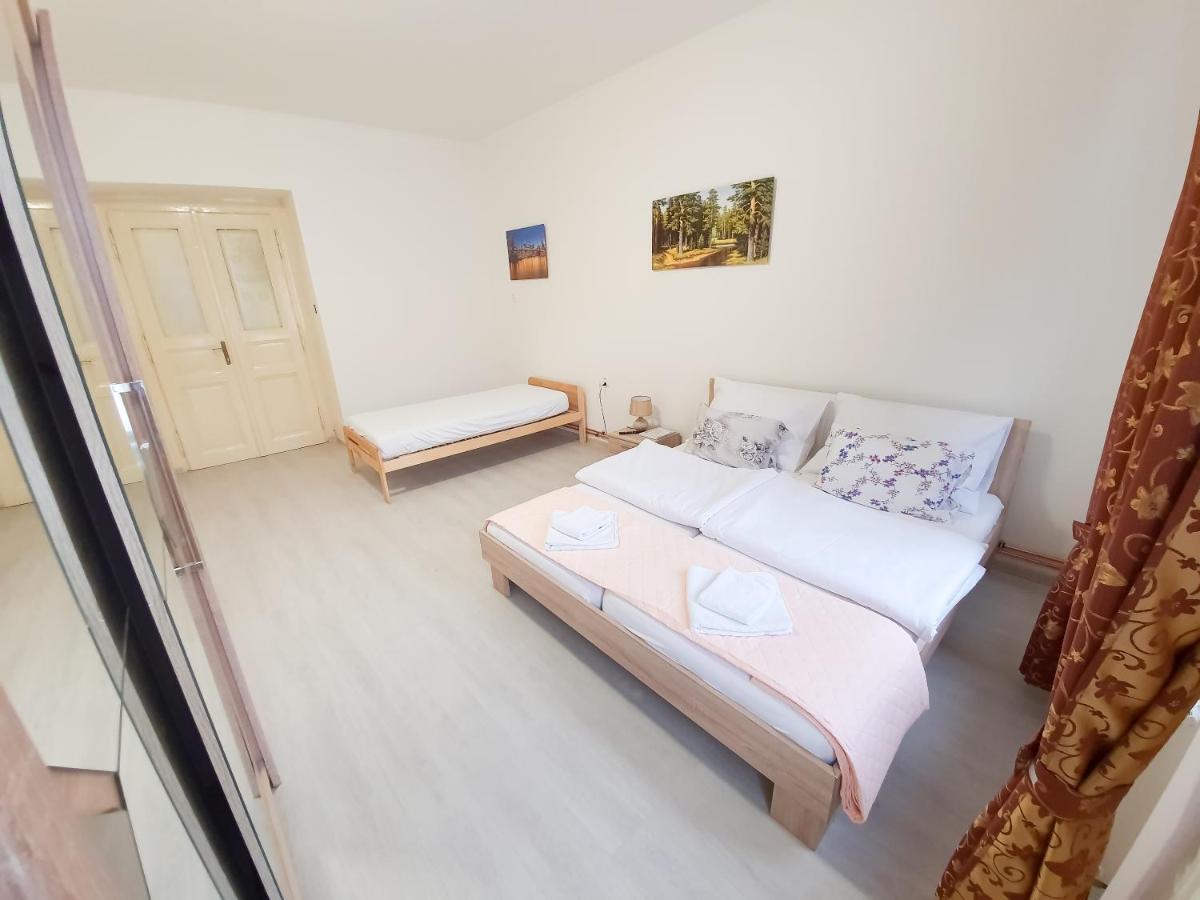Kk Apartments براغ المظهر الخارجي الصورة