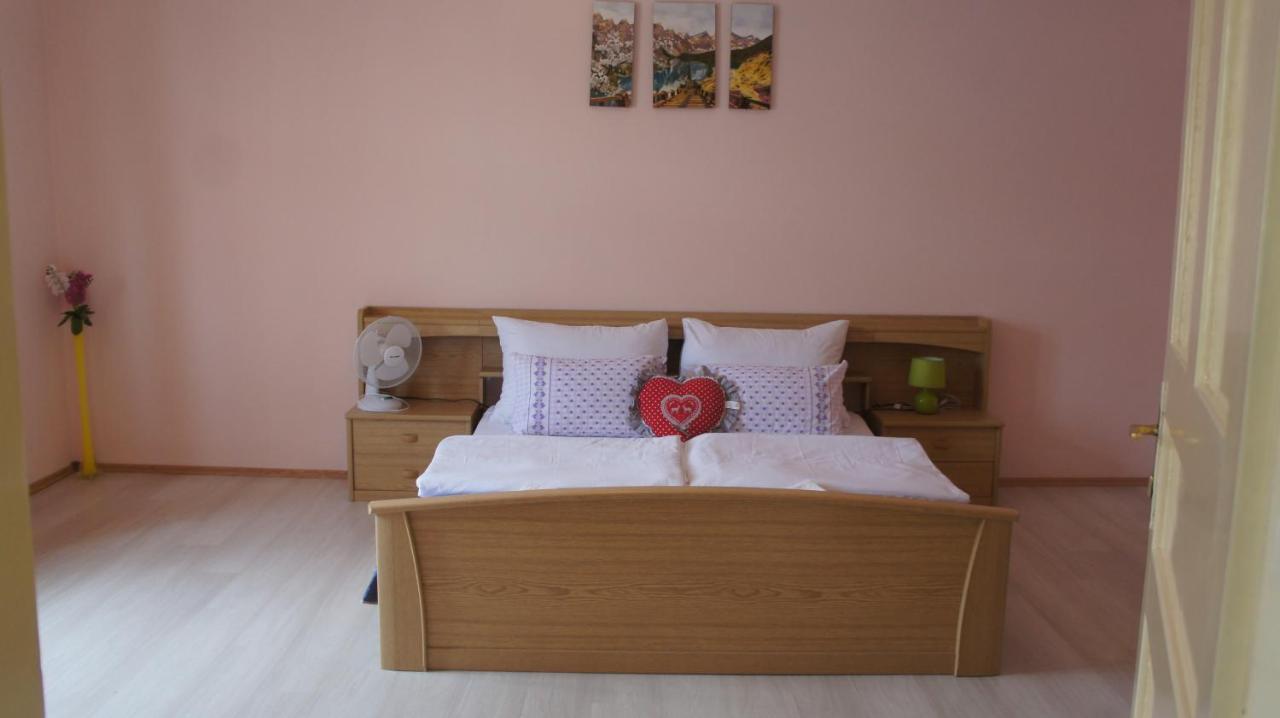 Kk Apartments براغ المظهر الخارجي الصورة